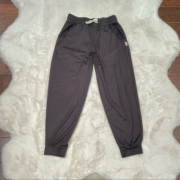 Feat Clothing Roam High Waisted 7/8 Super Soft Joggers Black - Picture 4 of 10